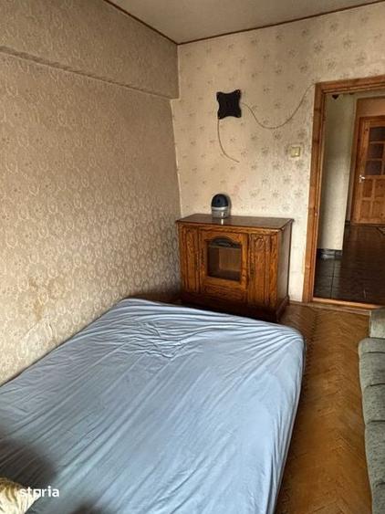 PROPRIETAR - GARA/BILLA - Camera in apartament 4 camere - 5