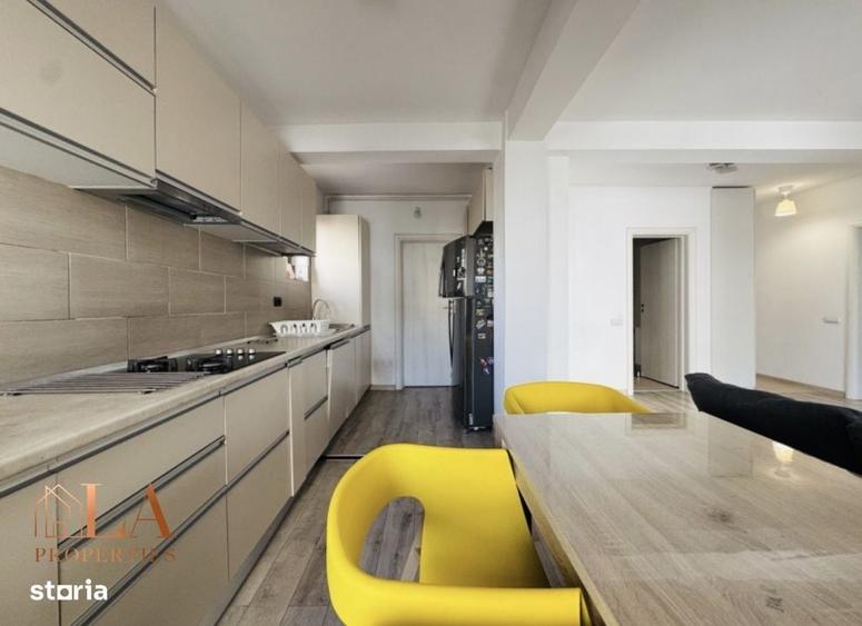 Apartament cu 3 camere în Roșu