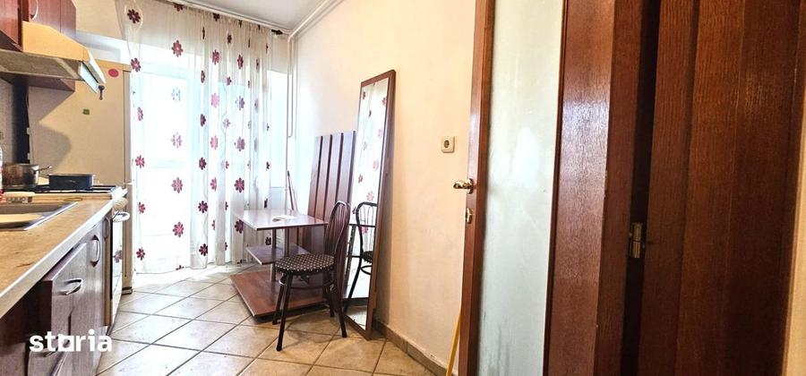 Apartament cu 2 camere decomandat, mobilat în Centrul Civic