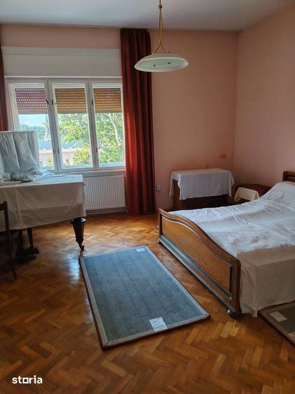 Casa impunatoare in zona centrala ?i lini?tita ?imleu Silvaniei - 7