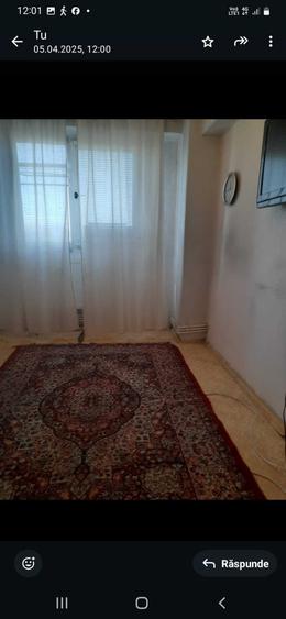 Apartament cu 3 camere decomandat în Prundu