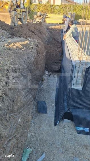 Casă cu 3 camere cu Teren 280 Mp în Bârnova