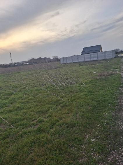 Teren de 700 mp, în Central