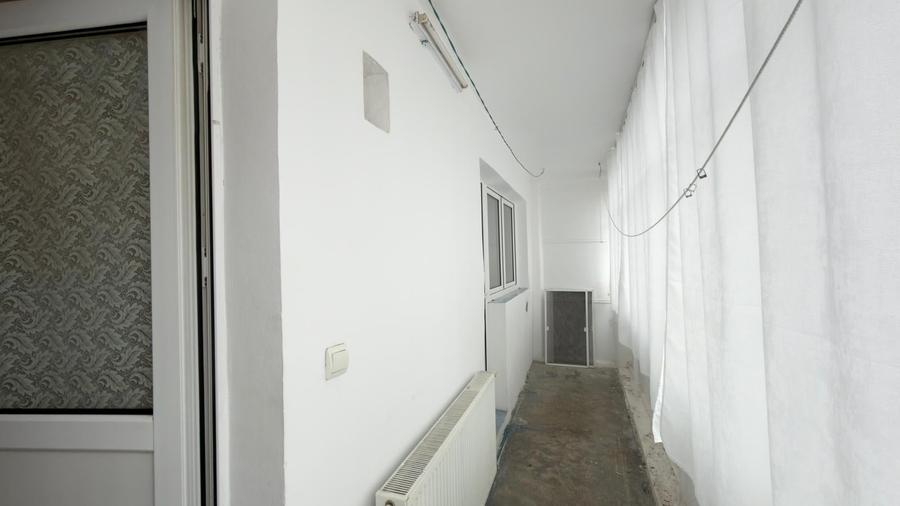 Apartament cu 2 camere decomandat, mobilat în Micro 21