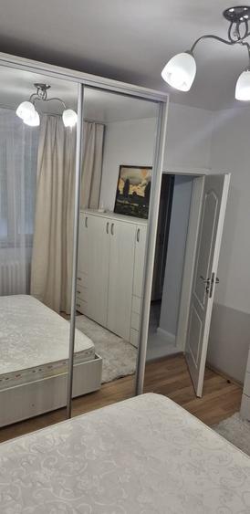 Apartament cu 3 camere decomandat, mobilat în Rahova