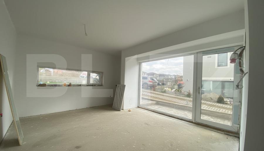 Duplex cu 4 camere cu Teren 365 Mp în Dezmir