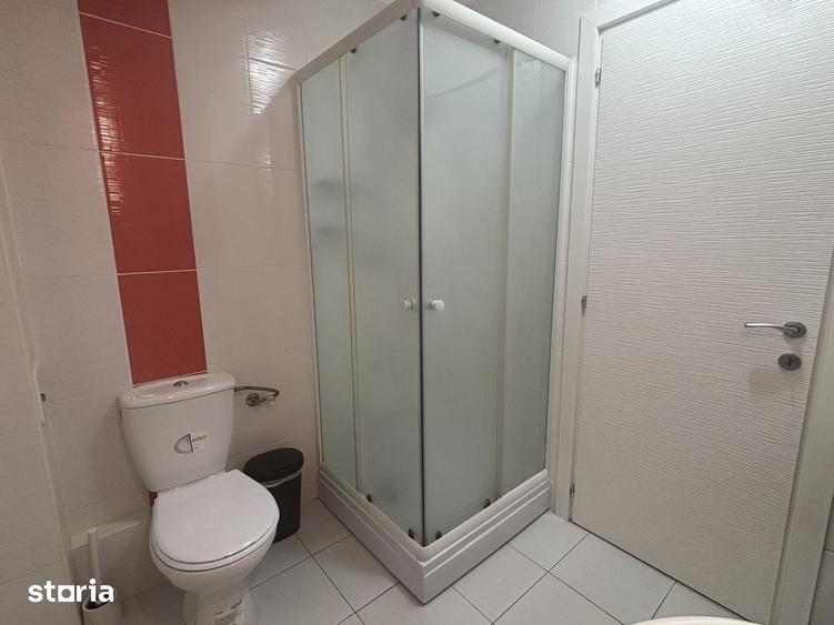 Apartament cu 3 camere decomandat în Theodor Pallady