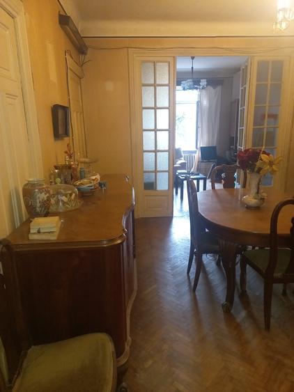 Apartament cu 4 camere decomandat în Obor