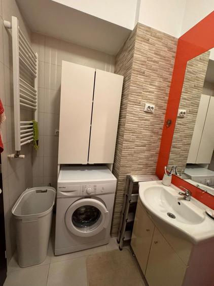 Garsonieră decomandată în Centru Civic