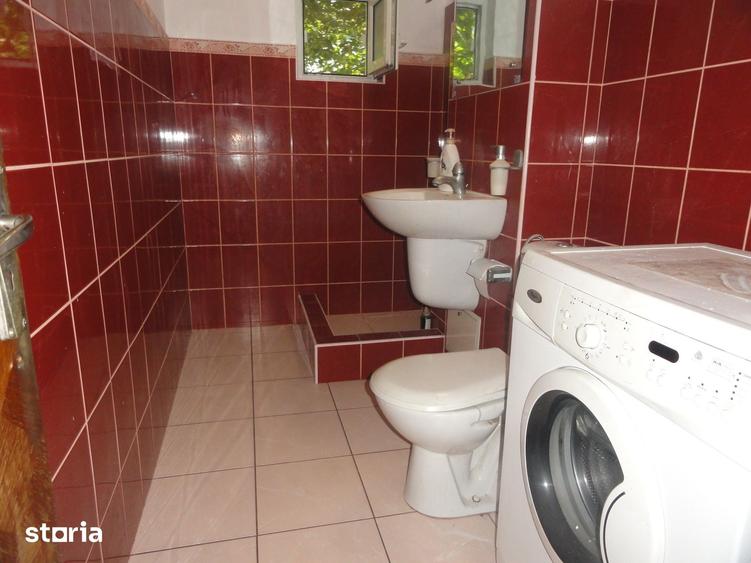 Apartament cu 4 camere decomandat în Micălaca