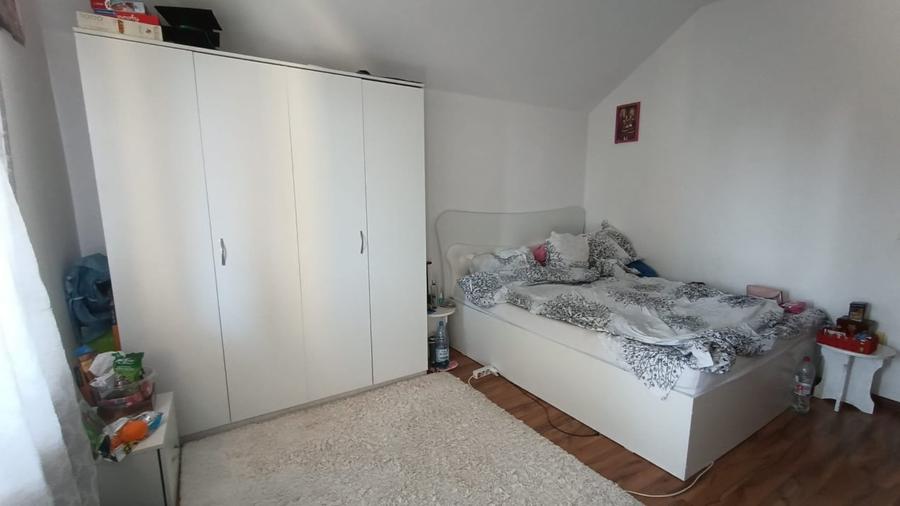 Casă individuală cu 5 camere cu Canalizare în Exterior Nord