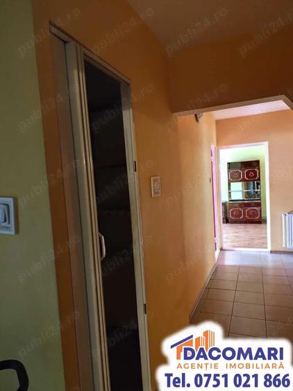 Apartament cu 4 camere decomandat în Dunărea