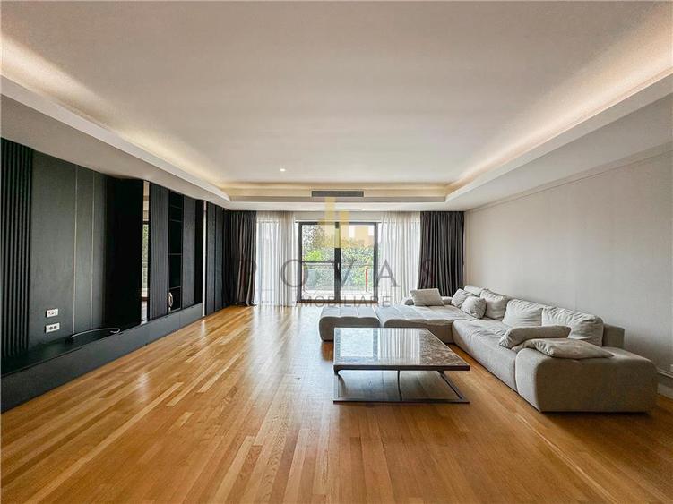 Apartament cu 3 camere decomandat, mobilat în Herăstrău