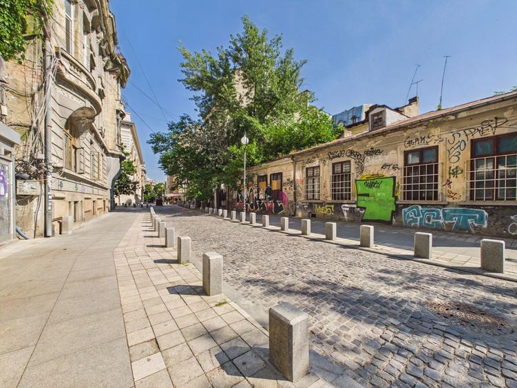 Garsonieră decomandată, mobilată în P-ța Rosetti