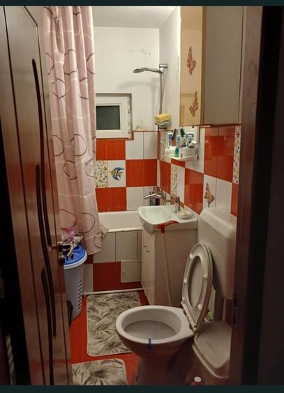 Garsonieră decomandată în Central