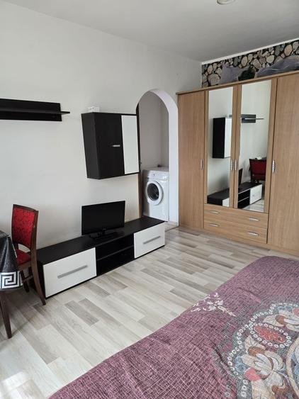 Inchiriez apartament 2 camere Vlaicu-Fortuna - 1