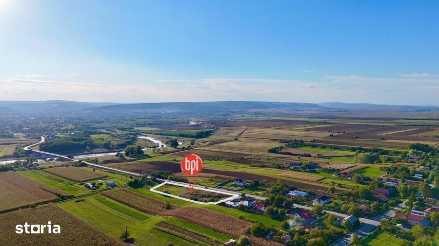 Teren de 4642 mp, în Sud