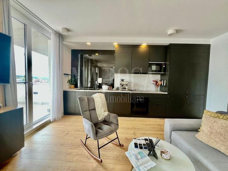 Apartament cu 4 camere semidecomandat, mobilat în Gheorgheni