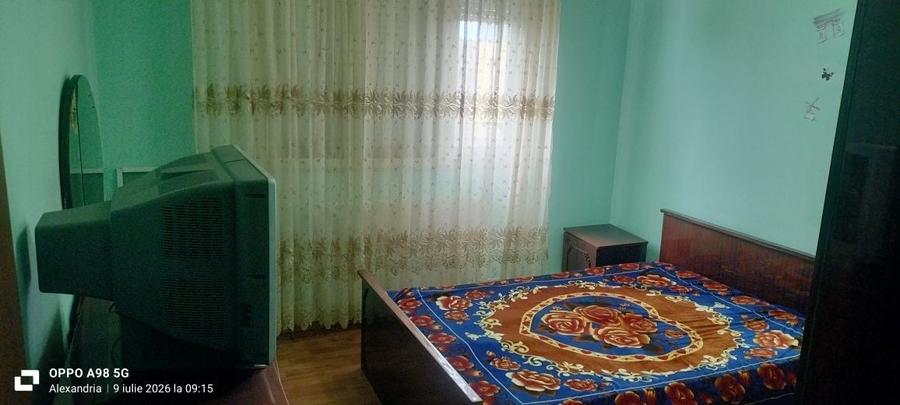 Apartament cu 2 camere decomandat în Exterior Vest