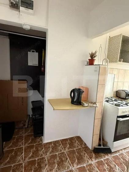 Apartament cu 2 camere semidecomandat, mobilat în Central