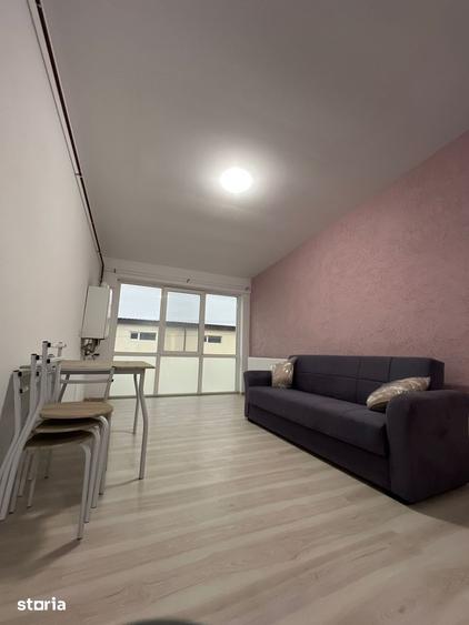 Apartament cu 2 camere semidecomandat în Lețcani