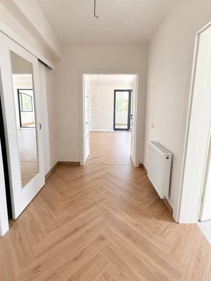 Apartament cu 3 camere decomandat în 1 Mai