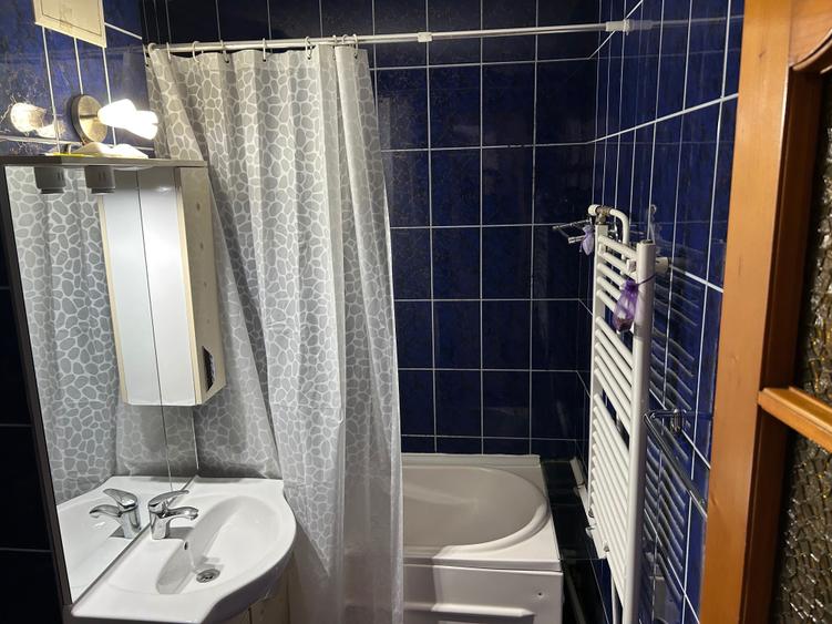 Apartament cu 2 camere decomandat în Exterior Vest
