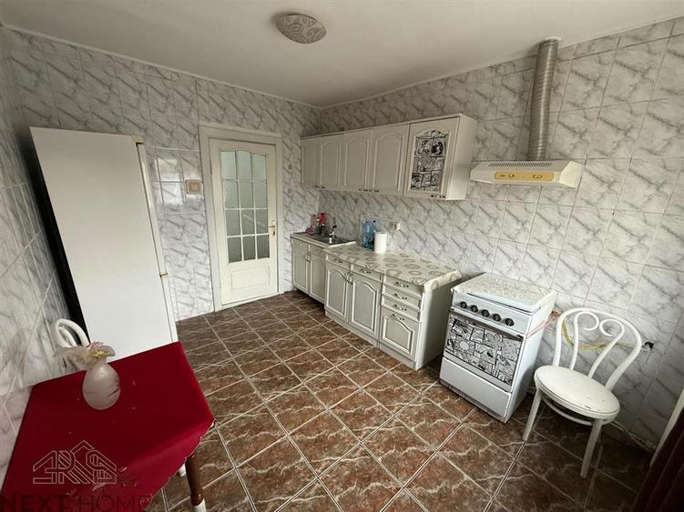 Apartament cu 3 camere decomandat în Brăilei