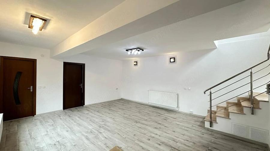Casă cu 3 camere cu Teren 1397 Mp în Ștefănești