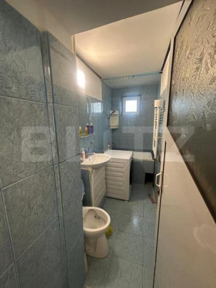 Apartament cu 2 camere semidecomandat în Micro 6