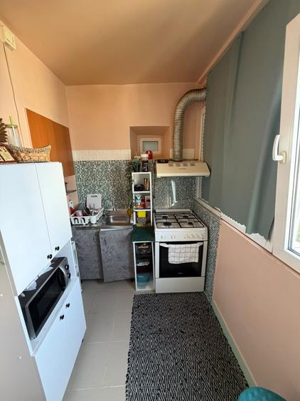 Apartament cu 3 camere decomandat în Rahova