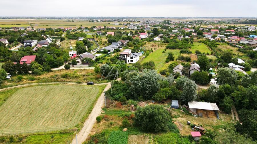 Teren Construcții intravilan de 2688 mp, în Țegheș