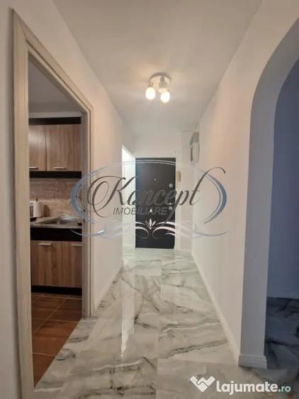 Apartament cu 3 camere decomandat în Plopilor