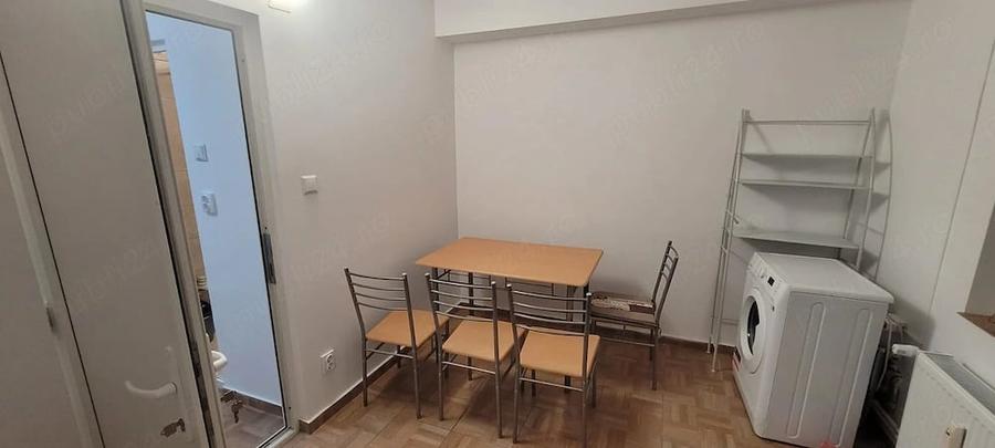 Garsonieră decomandată în Bucur Obor