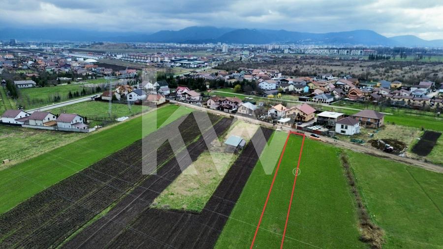 Teren agricol intravilan de 2112 mp, în Sânpetru