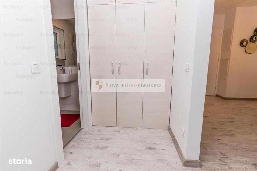 Apartament cu 2 camere semidecomandat, mobilat în Tei