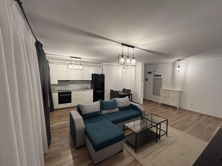 Apartament cu 3 camere decomandat în Vest