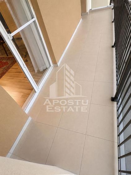 Apartament cu 2 camere semidecomandat, mobilat în Giroc