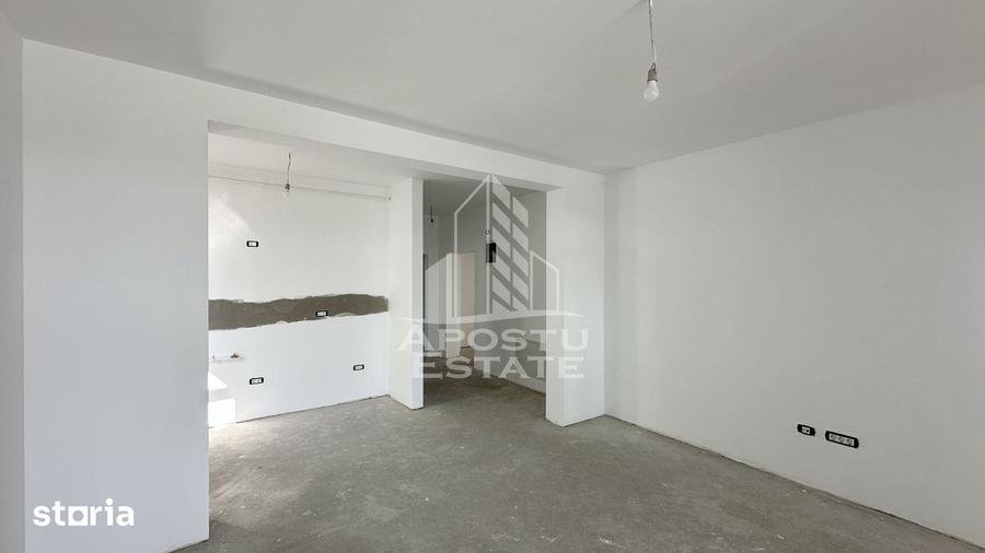 Apartament cu 4 camere în Dumbrăvița