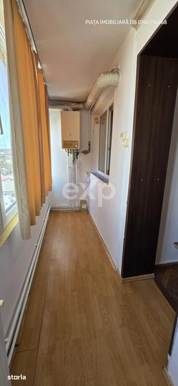 Apartament cu 2 camere decomandat în Micro 6