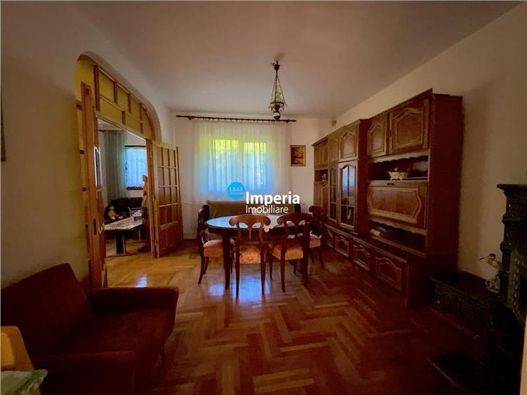 Casă cu 3 camere cu Teren 2553 Mp în Luncani