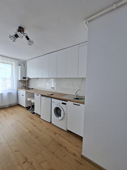 Gars 22 mp total renovata, de inchiriat - 3