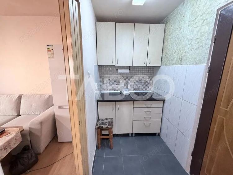 Garsonieră decomandată, mobilată în Broscărie