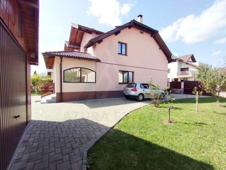 Casă individuală cu 4 camere cu Canalizare în Arhitecților - Calea Cisnădiei