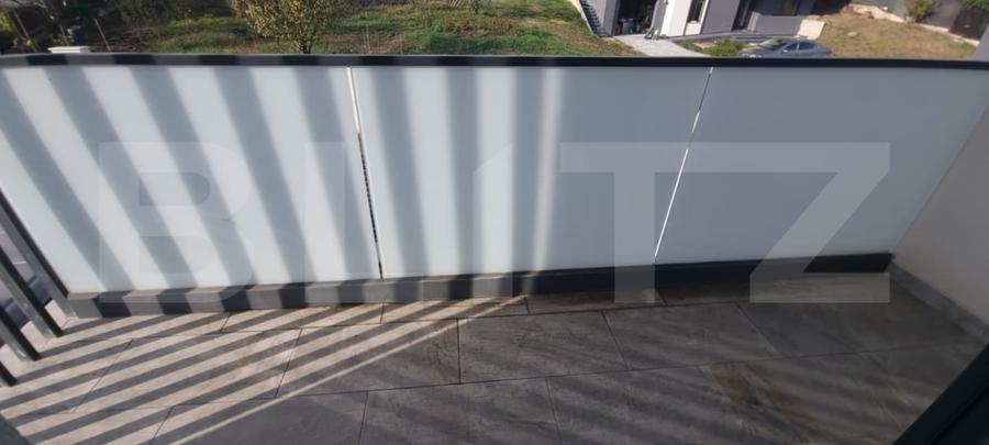Duplex cu 4 camere cu Canalizare în Hlincea