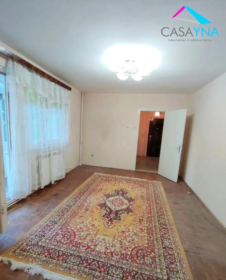 Apartament cu 2 camere semidecomandat în Cornișa
