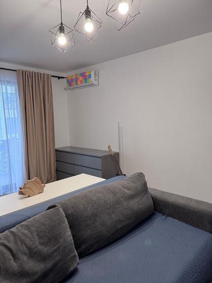 Apartament cu 2 camere decomandat în Florești