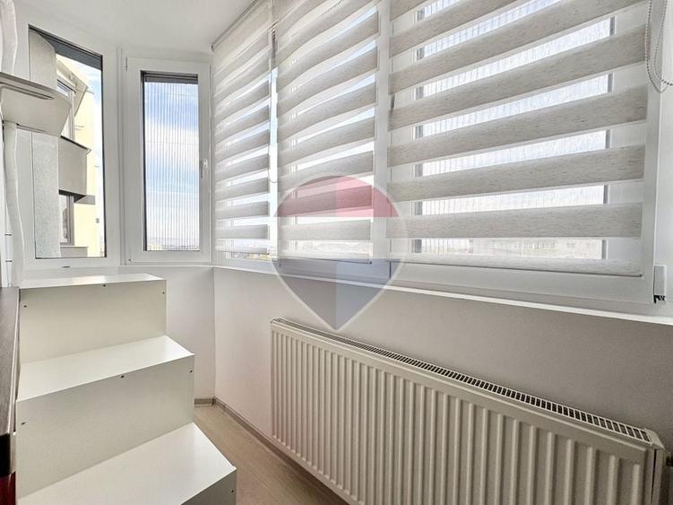 Apartament cu 4 camere semidecomandat, mobilat în Craiter