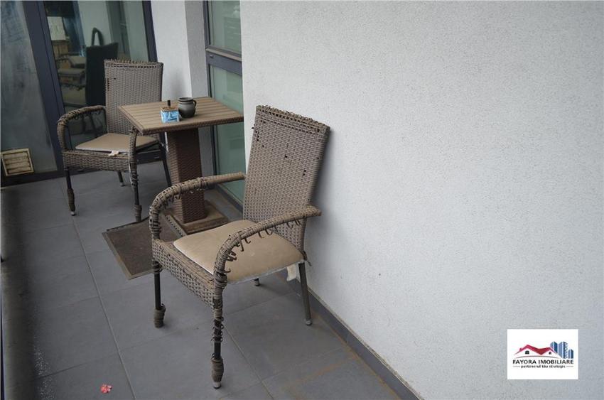 Apartament cu 3 camere decomandat în Tudor