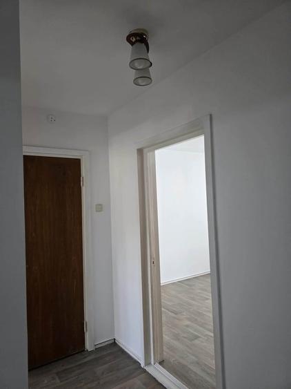 Militari Apartament 3 camere 71 mp bloc reabilitat metrou Gorjului - 2